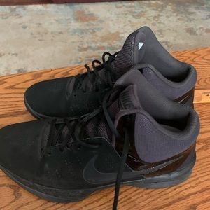 Men Nike black size 11.5 great shape only worn one time